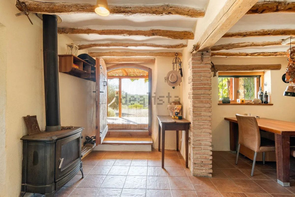 Finca de 10 hectàrees al Priorat amb casa de camp reformada