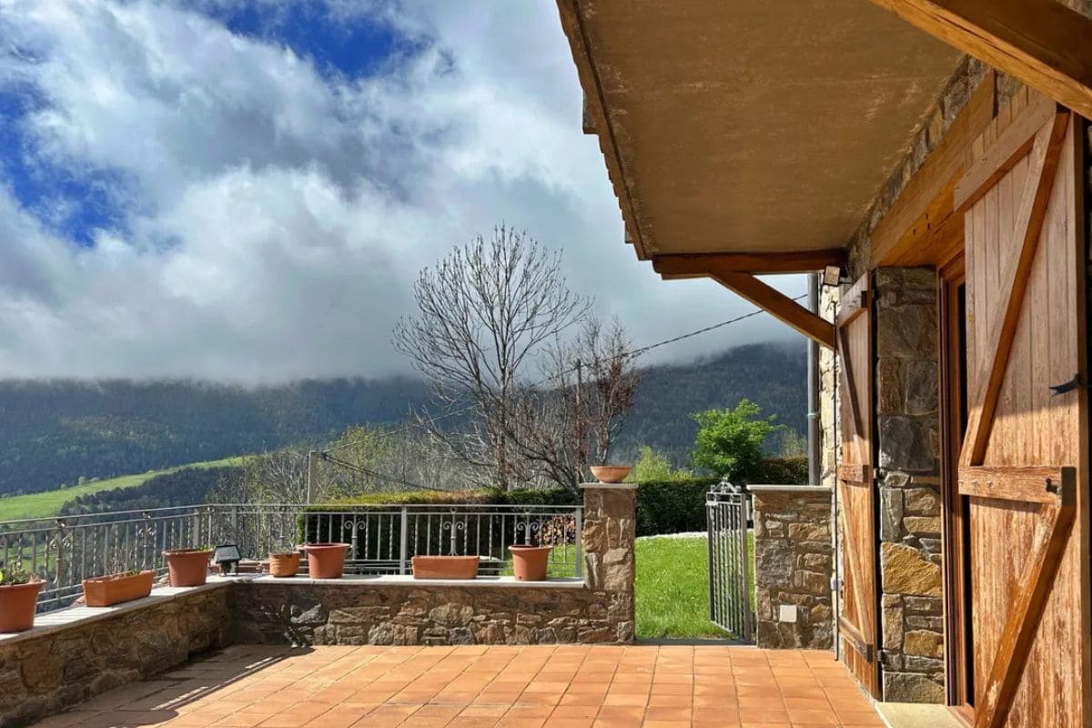 Casa unifamiliar a la Vall de Camprodon amb vistes obertes
